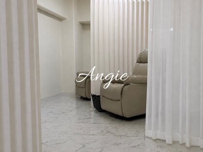 アンジー(Angie)の写真