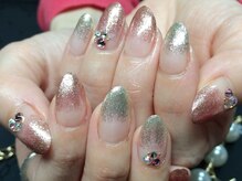 リエル(Riel)/ラメグラ華やかネイル☆定額6580