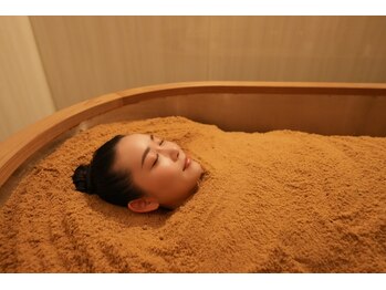 えん 天満橋店の写真/深部体温UP★15分でマラソン約2時間分発汗！自律神経を整え辛い冷えを根本から解消◎芯から温まる♪