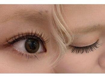 ランピーバイルーム(Lumpy by .room.)の写真/長く・濃く・存在感のある仕上がりに！ダブルフラットラッシュで濃さ、持続力、安定感すべてを叶えます◎