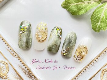 ユウコネイルズアンドエステティック ラ デェス(Yuko Nails & Esthetic La Deesse)/プラチナコース(定額制)¥9500