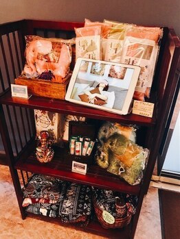 ワイガーデン 中目黒店/ 物販コーナー