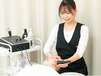 ベルダ(BELDAD)の写真/【年齢に負けない!!】理想の小顔に近づけ、年齢によって気になるほうれい線や顔のたるみも改善へ導きます★