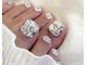 ミィ ネイル(mii nail)の写真/足元まで抜かりなく可愛くお洒落に♪ハンドネイルが出来ない方も自分だけの可愛いフットネイルに◎