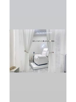 エクシアホワイトニング 日本橋店/完全個室