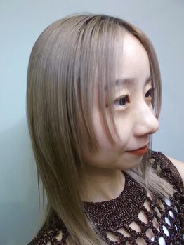 ユートゥイーズ 鎌倉(U too e's)/まつパ/パリジェンヌ【ANNA】