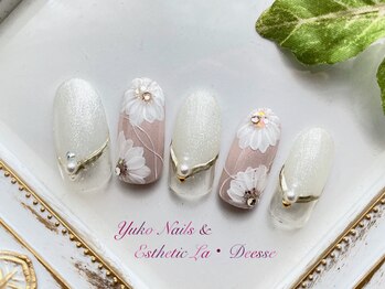 ユウコネイルズアンドエステティック ラ デェス(Yuko Nails & Esthetic La Deesse)/プラチナコース(定額制)¥9500