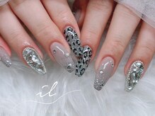 イル 神戸店/ヒョウ柄×ストーン埋め尽くし