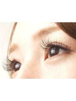 ボリュームのある目元にしたい