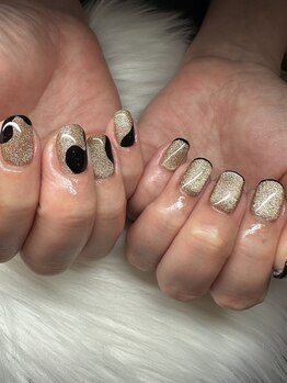 プリア(Pria)/マグネットネイル