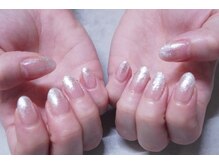 プチリリィ(Petit Lily)/華やかラメグラデーション