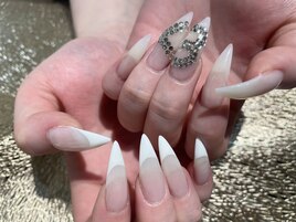 ハートネイルとフレンチネイル