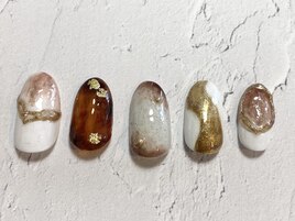 ゴールドアクセサリーネイル