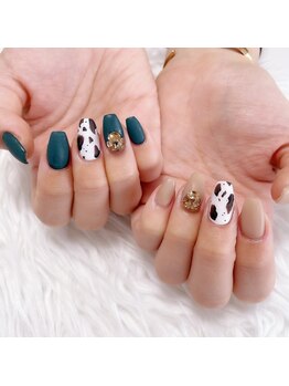 ジェイグランド(JGRAND)/牛柄ネイル