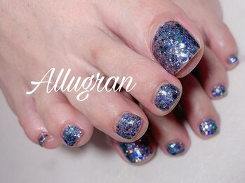 アリュグラン(Allugran)の写真/【夏のオシャレに欠かせない★】キラッときらめくデザインで、足先まで手を抜かない垢抜けた印象をGET♪