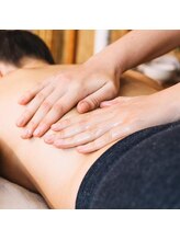 クィーンズビューティー(Queen's Beauty)/アロマタッチテクニック