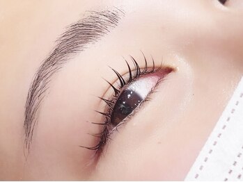 リーブス ミエル川口店(Leaves)の写真/まつげ負担を考えたダメージレスな液剤使用の【まつげパーマ¥4500】が大人気!下まつ毛パーマと同時施術も◎