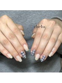 チェックネイル