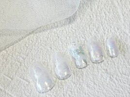 ホワイトネイル/オーロラネイル