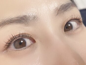 モーイ ブルップ 高槻店(mooi beloep)/まつげパーマ