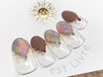エストリブレ(estLivre)/ブランケットネイル
