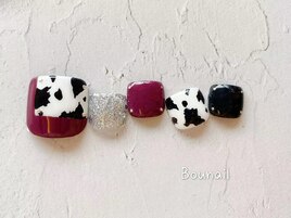 10980円 アニマル　牛柄　フット