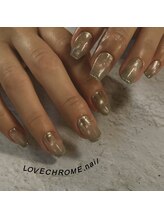 ラブクロム(LOVE CHROME)/大人キラキラニュアンスネイル