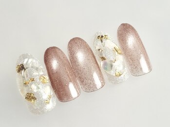 ローズデール アベイユ(ROSEDALE Abeille)/シェル×ぷっくりネイル