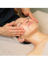 ブリリアント(Brilliant)/お肌に合わせたパックで美肌ケア