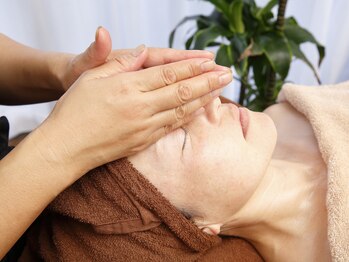 サロンドボンシャンス(salon de bonne chance)/オールハンドで施術可能♪