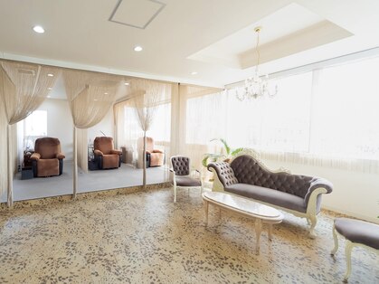 ジョリレーヌ(Jolie Reine)の写真