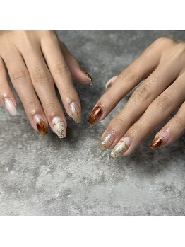 ブイアンド(V&)/