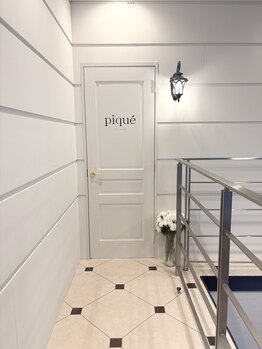 ピケピラティス 柏店(pique pilates)/可愛いエントランス♪