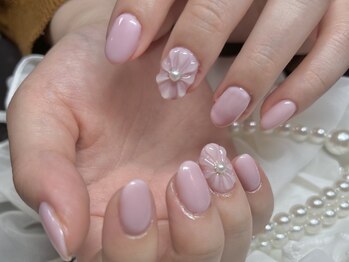 ミュウブランシュ/お花ネイル