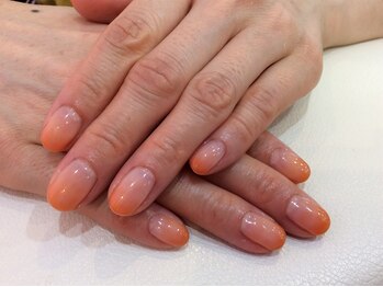 シャンネイルケアサロン(Shan Nail caresalon)/オレンジグラデ
