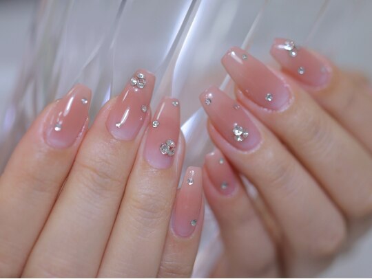 2025年冬】Vカットのネイルデザイン集｜人気順｜ホットペッパー  