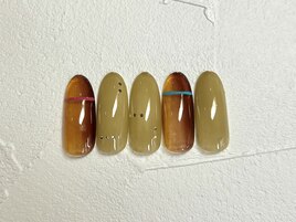 ブラウンニュアンスネイル