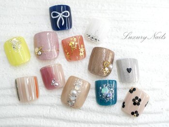 ラグジュアリーネイルズ アカバネ(Luxury Nails Akabane)/親指フット★
