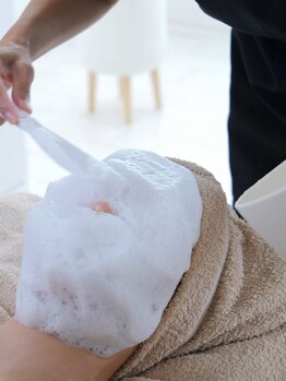 グロウスキン(GROW SKIN)の写真/年齢とともに気になるシミ・シワ・たるみ徹底改善★お肌のお悩みはGROW SKINにお任せください！