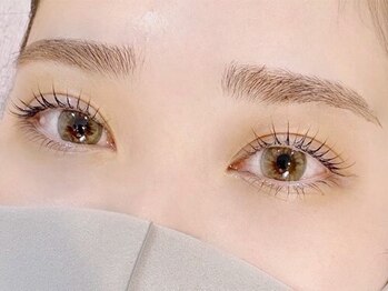 レイズ バイ ミヌ スズカ(raise by minue SUZUKA)の写真/【韓国発祥!"マスカラパーマ"ができるお店★】まるでマスカラを塗っているかのような濃密まつ毛に♪