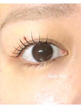 ユードット(u.)/ラッシュリフト(shizuka担当)