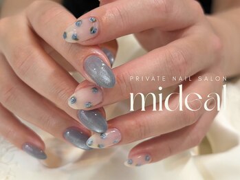 ミディール(mideal)/小花柄くすみブルーネイル