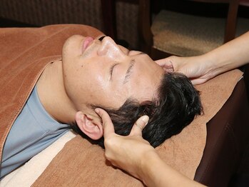 ピュア姿整ファクトリー(Pure 姿整 factory)/ヘッドトリートメントリフト