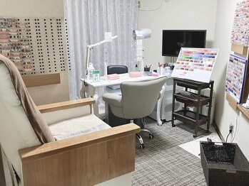 ネイルサロン コロ(nail salon Colo)