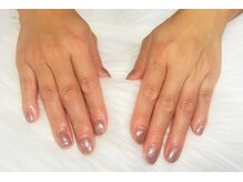 リンダ(Linda)/左右パーツの色を変えて