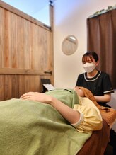 クマの冬眠 南川添店/施術風景