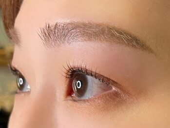 ブロウ ラッシュ ノリ(BROW_RUSH_NORI)の写真/貴方にぴったりの似合わせ眉をご提案！プロが仕上げる似合わせ黄金比率眉でグッとあか抜けた印象に♪