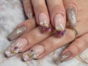 お花とインクのフレンチネイル