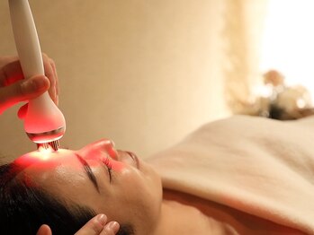 シャラ(shara)の写真/【疲れ顔&老け顔ケア！】ダウンタイムなし！シミ・しわ・たるみ・くすみ・毛穴…全ての肌悩みを徹底改善◎