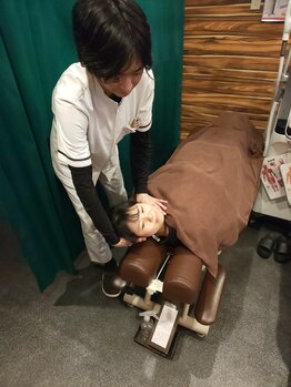 杉並高円寺整骨院/寝違い